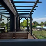 Tisza-tavi Nyaralosziget - Csak Par Lepesre A Tisza-to Partjatol * Tiszafüred
