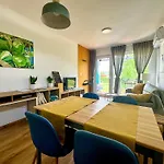 Tisza-tavi Nyaralosziget - Csak Par Lepesre A Tisza-to Partjatol * Tiszafüred